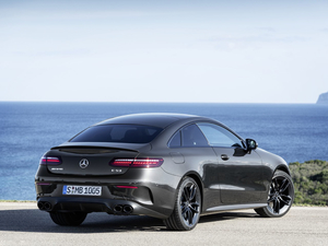 2021款AMG E 53 4MATIC+ 轿跑车 整体外观