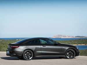 2021款AMG E 53 4MATIC+ 轿跑车 整体外观