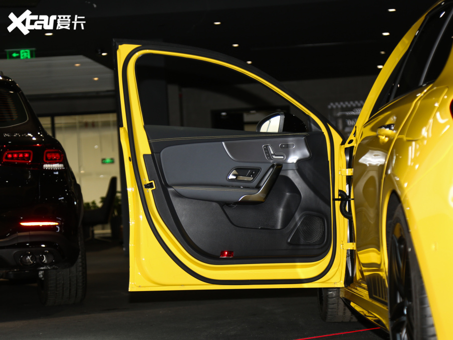 2020YAAMG(M) AMG A 45 S 4MATIC+؄e