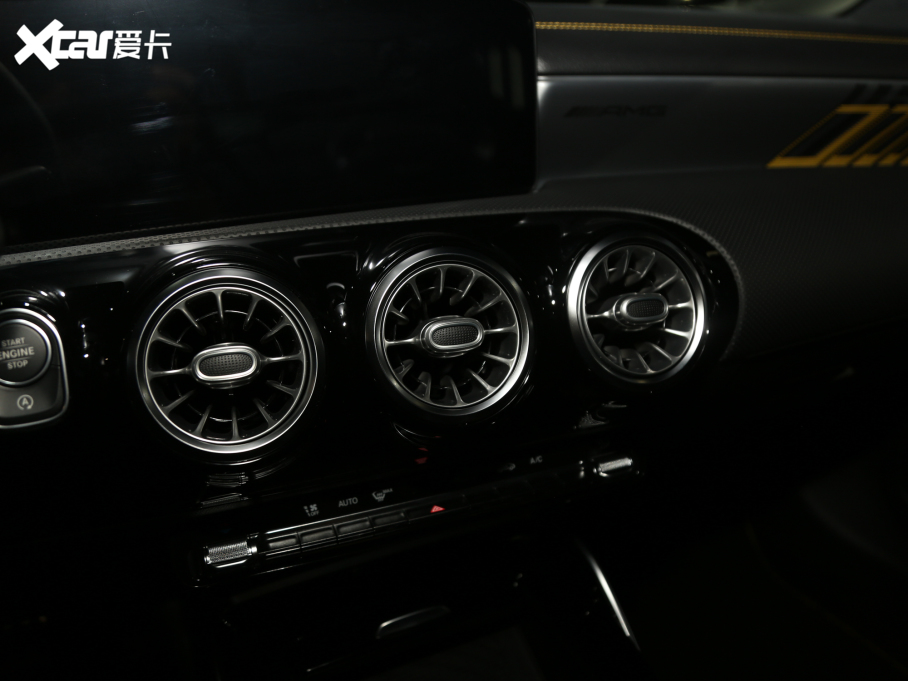 2020YA(j)AMG(M(jn)) AMG A 45 S 4MATIC+؄e