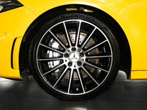 2020款AMG A 35 4MATIC 轮圈