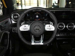 2020款AMG A 35 4MATIC 方向盘