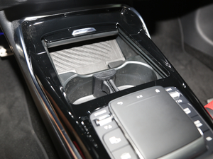 2020AMG A 45 4MATIC+ п؅^(q)