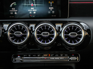 2020款AMG A 45 S 4MATIC+ 空调出风口