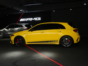 2020款AMG A 45 S 4MATIC+先型特别版 正侧（左）