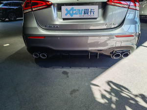 2020款AMG A 45 4MATIC+ 排气管