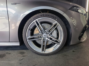 2020款AMG A 45 4MATIC+ 轮圈