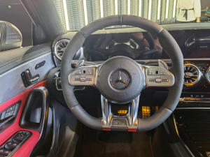 2020款AMG A 45 4MATIC+ 方向盘