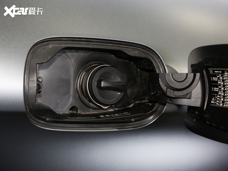 2021YC(j)AMG AMG C 63 I܇ ҹ؄e