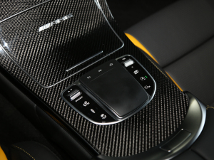 2021AMG C 63 I܇ ҹ؄e п؅^