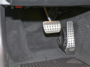 2021 AMG C 63 I܇ п؅^