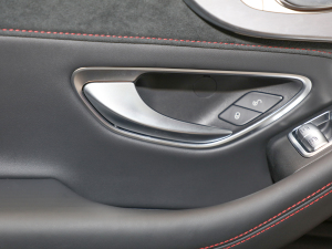 2021 AMG C 63 I܇ п؅^