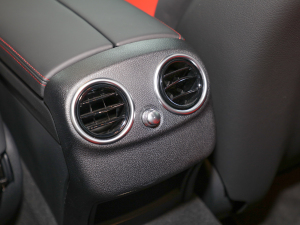 2021 AMG C 63 I܇ п؅^