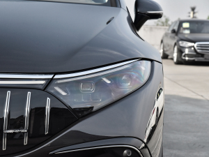 2022��AMG EQS 53 4MATIC+ �������^