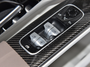 2022��AMG EQS 53 4MATIC+ �п؅^