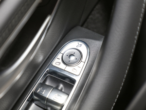 2022A(y)MG GT 50 T܇ п؅^(q)