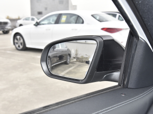 2022AMG GLA 35 4MATIC ^