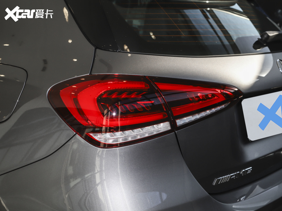 2022YAAMG(M) AMG A 45 4MATIC+