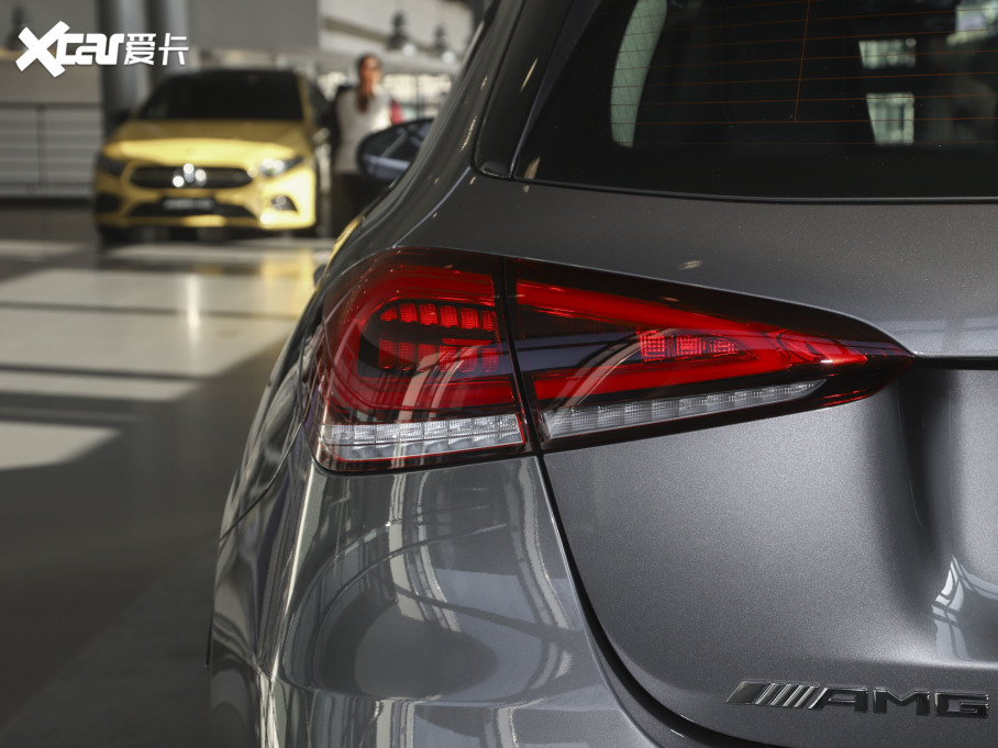 2022YAAMG(M) AMG A 45 4MATIC+