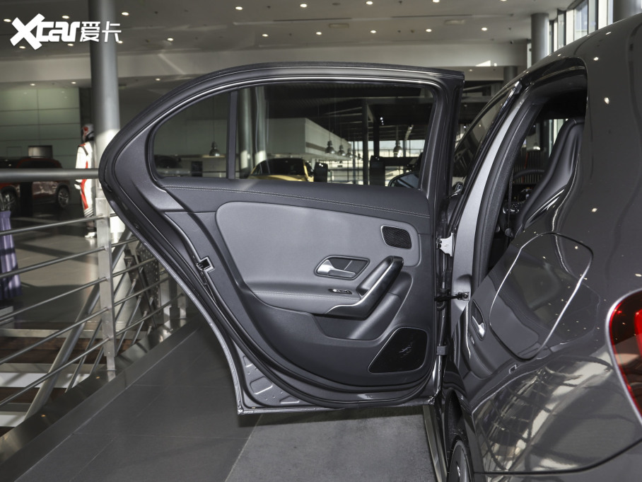 2022YAAMG(M) AMG A 45 4MATIC+