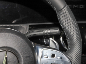 2022款AMG A 35 4MATIC 换挡杆