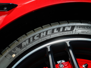 2022A(y)MG A 45 S 4MATIC+ ݆̥Ʒ