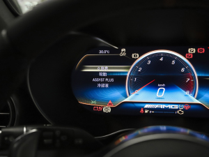 2022AMG GLC 43 4MATIC п؅^