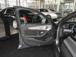 2022AMG E 53 4MATIC+ {λ܇T