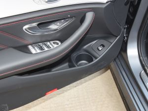 2022Ŀ AMG E 53 4MATIC+ ǰTg