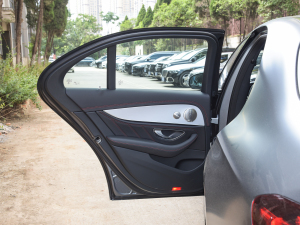 2022Ŀ AMG E 53 4MATIC+ ܇T