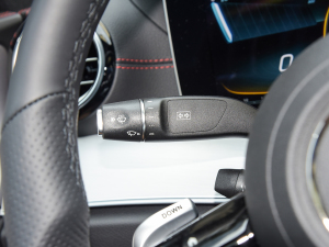 2022Ŀ AMG E 53 4MATIC+ п؅^