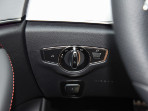 2022Ŀ AMG E 53 4MATIC+ п؅^