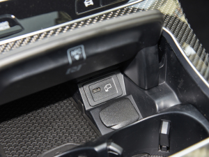 2022Ŀ AMG E 53 4MATIC+ п؅^