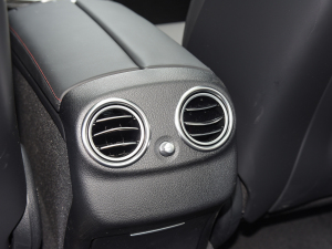 2022Ŀ AMG E 53 4MATIC+ п؅^