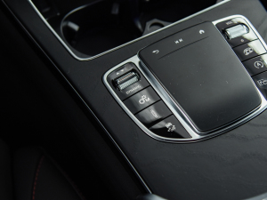 2022AMG GLC 43 4MATIC ISUV п؅^