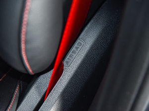 2022AMG GLC 43 4MATIC ISUV п؅^