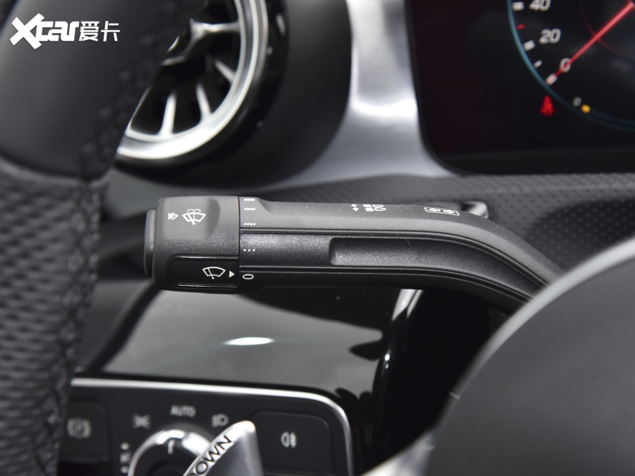 2022YCLA(j)AMG AMG CLA 35 4MATIC