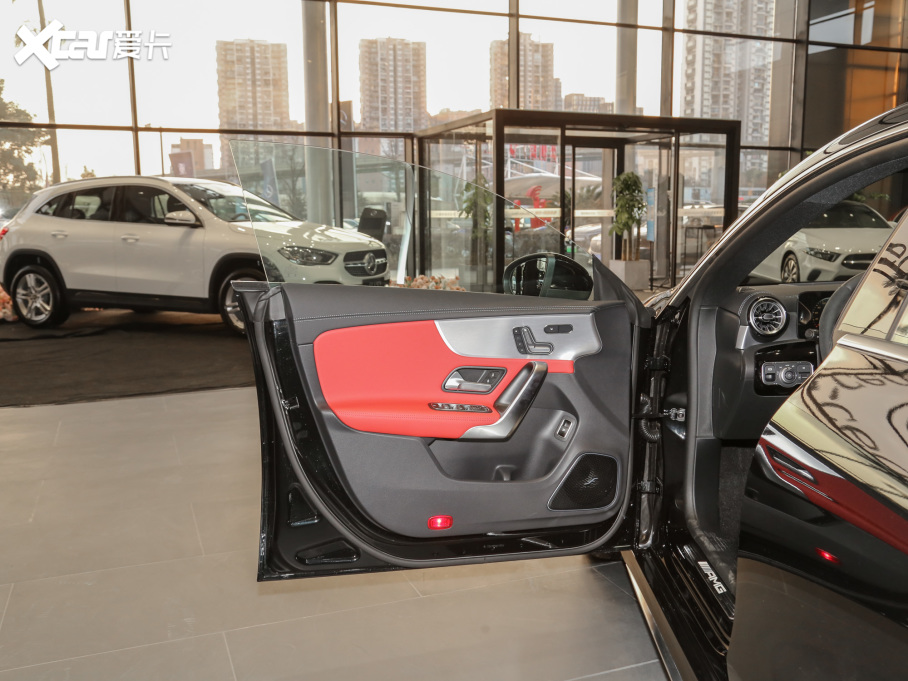 2022YCLAAMG AMG CLA 45 4MATIC+