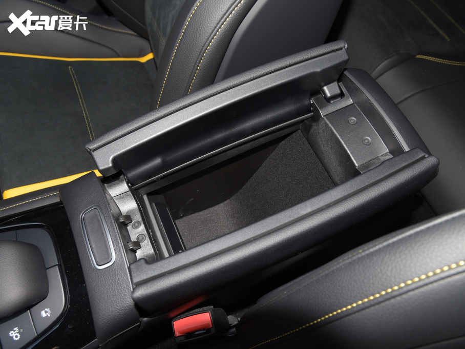 2022YCLAAMG AMG CLA 45 S 4MATIC+