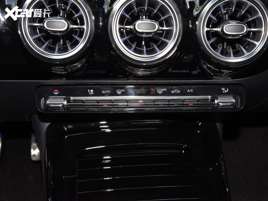 2022YCLAAMG AMG CLA 45 S 4MATIC+