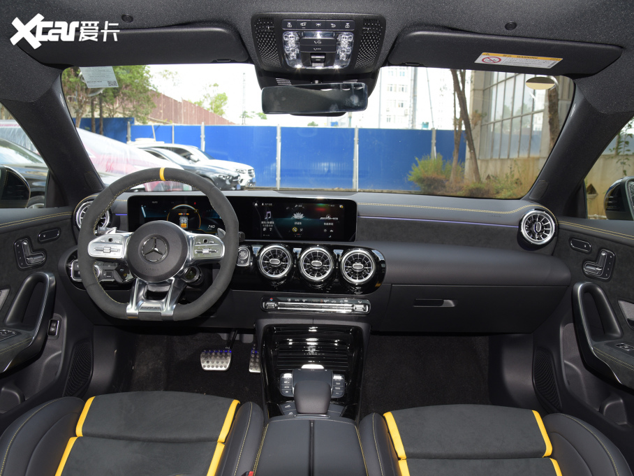 2022YCLAAMG AMG CLA 45 S 4MATIC+