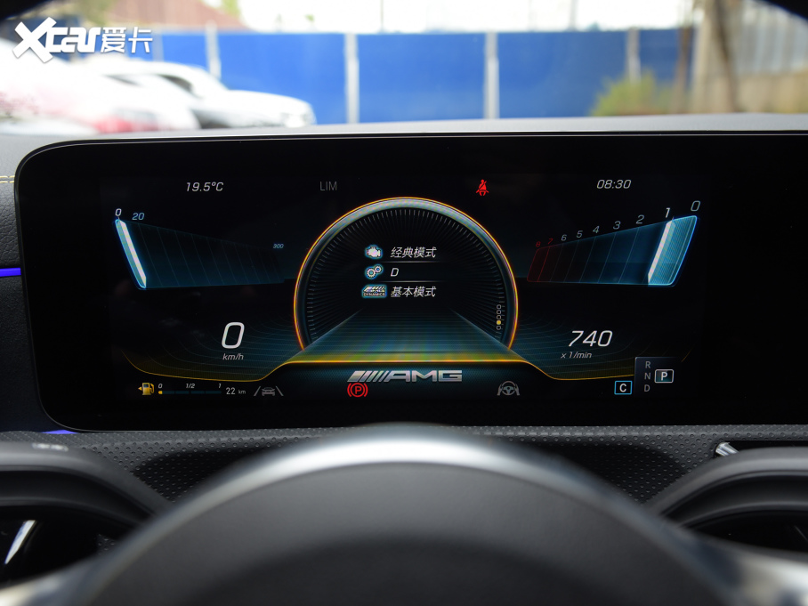 2022YCLAAMG AMG CLA 45 S 4MATIC+