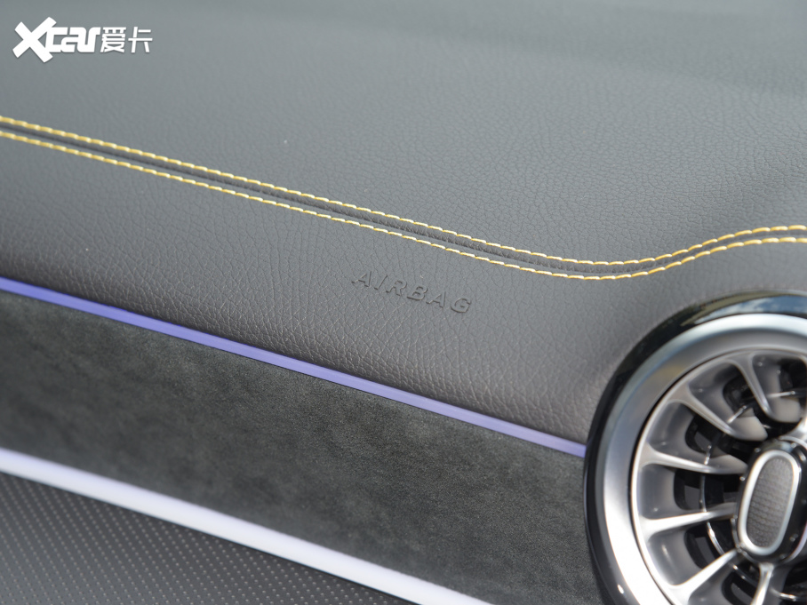 2022YCLAAMG AMG CLA 45 S 4MATIC+