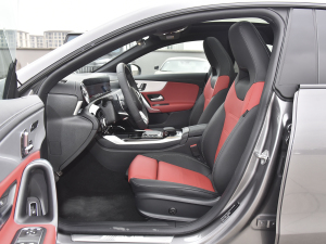 2022AMG CLA 35 4MATIC ǰſg