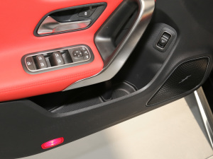 2022AMG CLA 45 4MATIC+ ǰTg