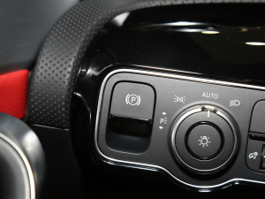 2022AMG CLA 45 4MATIC+ v܇Ƅ