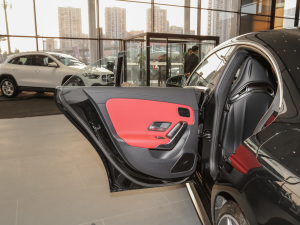 2022AMG CLA 45 4MATIC+ ܇T