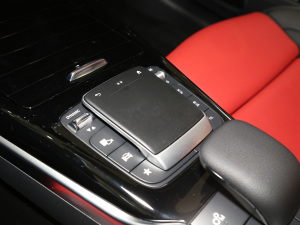 2022A(y)MG CLA 45 4MATIC+ п؅^(q)