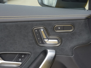 2022A(y)MG CLA 45 S 4MATIC+ {{(dio)(ji)