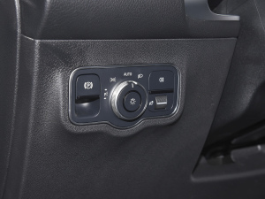 2022A(y)MG GLB 35 4MATIC п؅^(q)